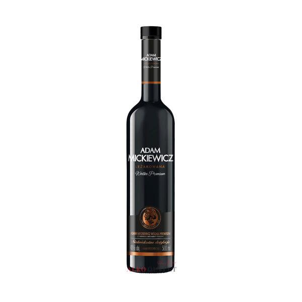 WÓDKA ADAM MICKIEWICZ CZARNY LEŻAKOWANY 40% 0,5L