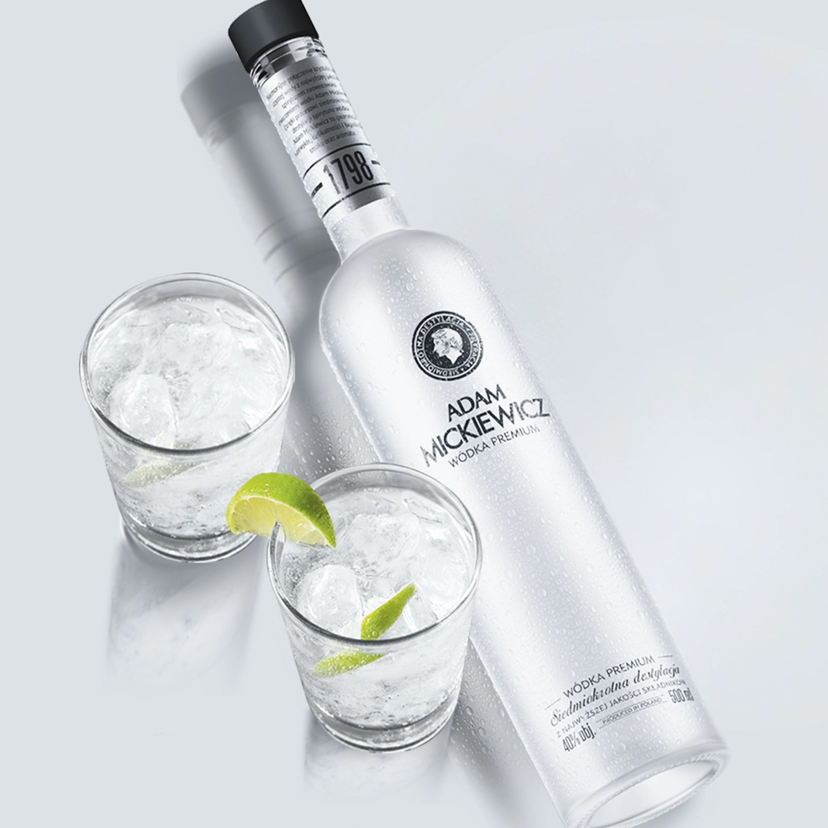 WÓDKA ADAM MICKIEWICZ 40% 0,5L