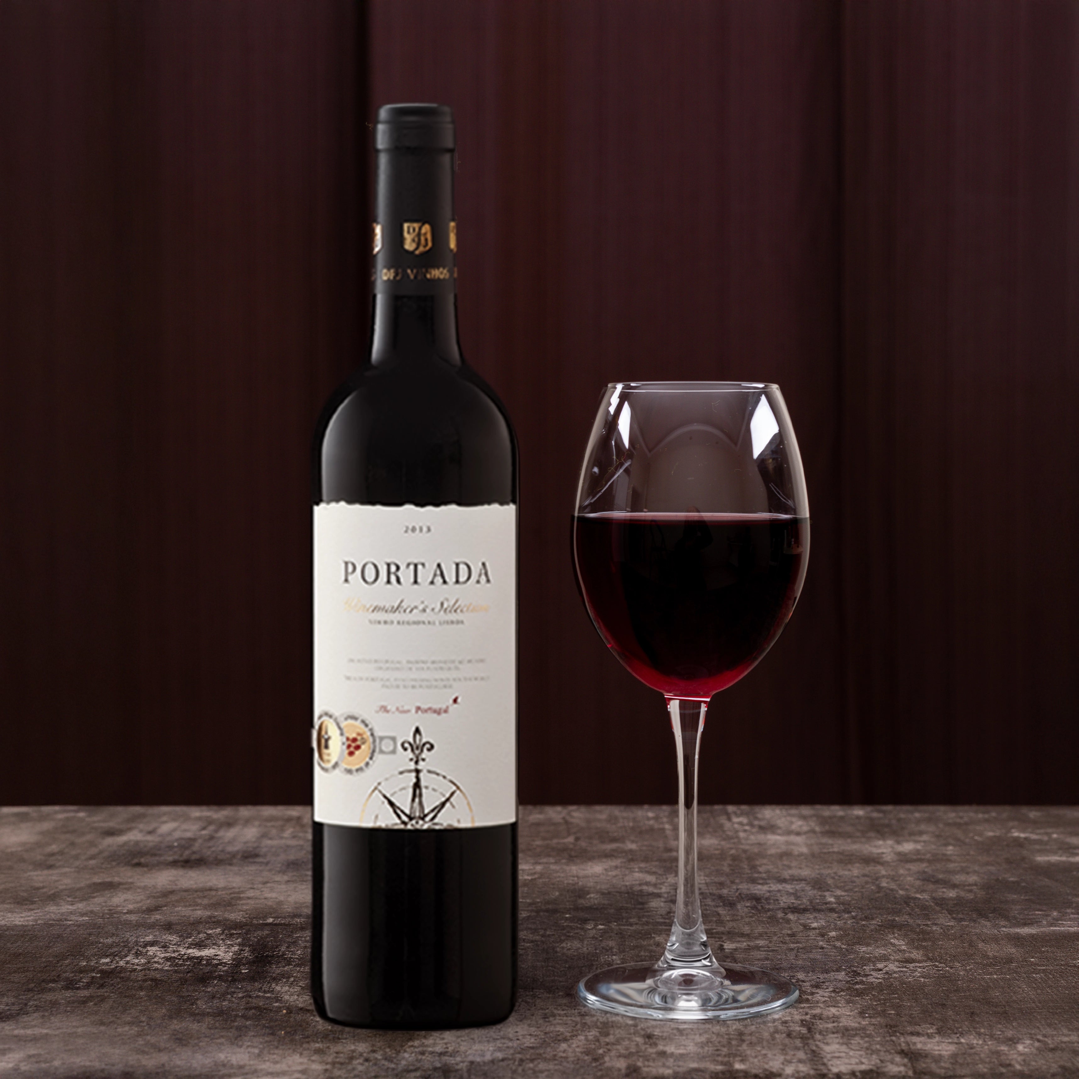 WINO PORTADA CZERWONE WYTRAWNE 12,5% 0,75L